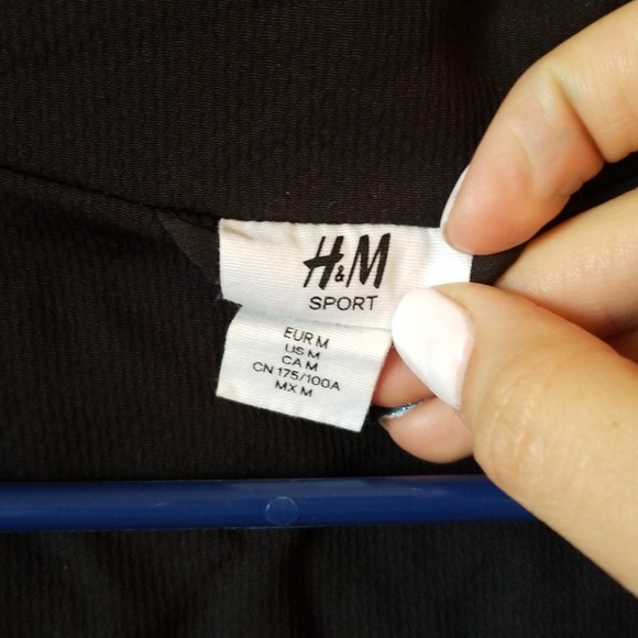 2/$20 H&M sport jacket - Picture 4 of 5